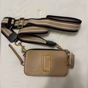 Marc Jacobs Snapshot bag in Sandstone Multi